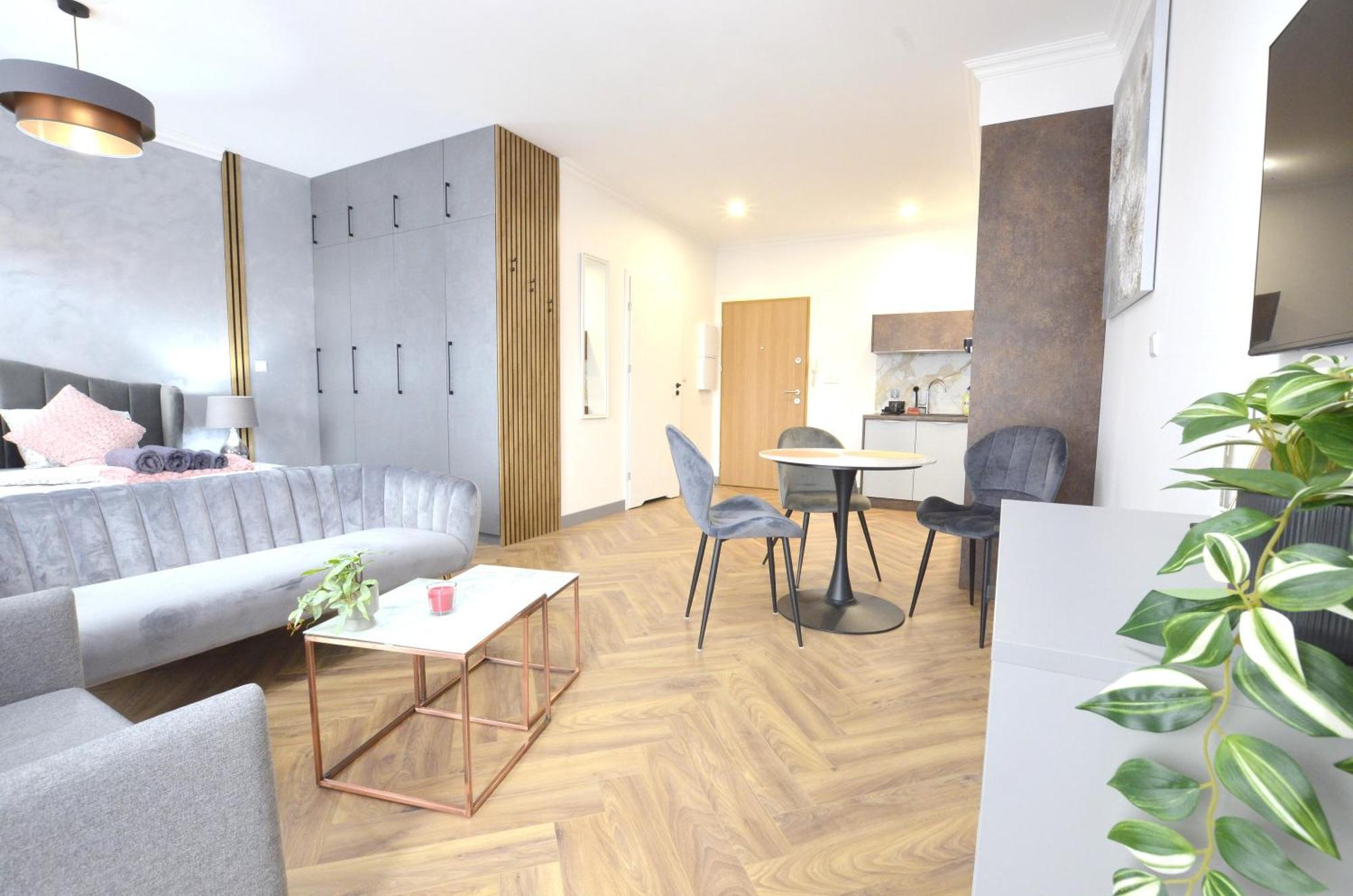 Private Parking, Secure Building - Central Apartments Old Town & Main Station Гданьск Экстерьер фото