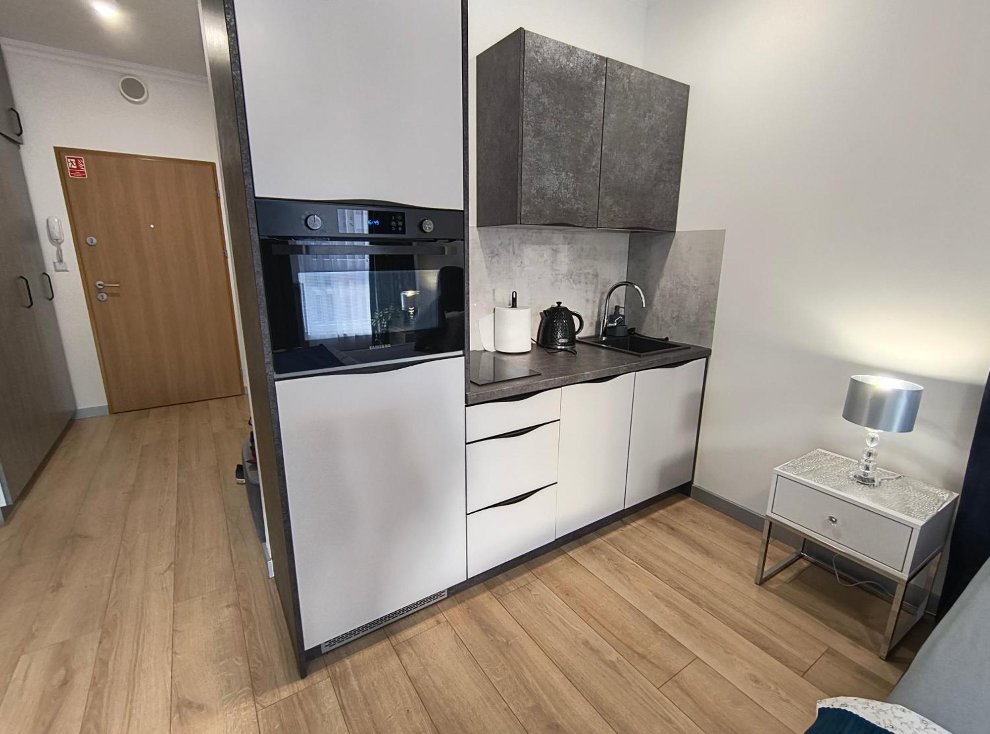 Private Parking, Secure Building - Central Apartments Old Town & Main Station Гданьск Экстерьер фото